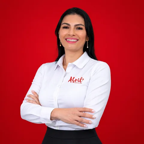 Flor Abril, Gerente en Abril Agencia de Viajes