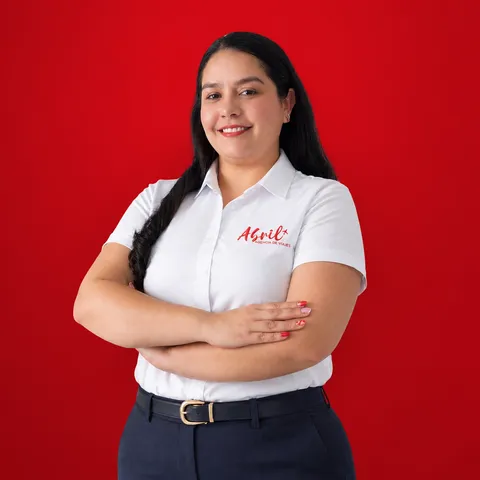 Camila, Especialista en Planificación de Viajes en Abril Agencia de Viajes