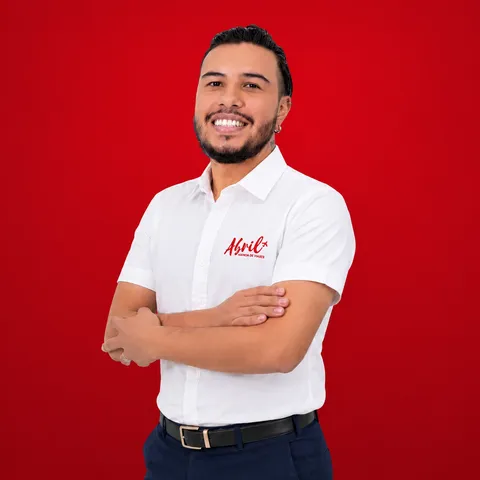 Daniel, Especialista en Planificación de Viajes en Abril Agencia de Viajes